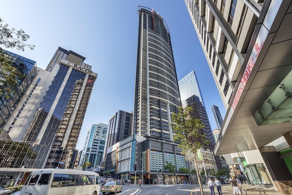 Oaks Brisbane Aurora Suites Exteriör bild