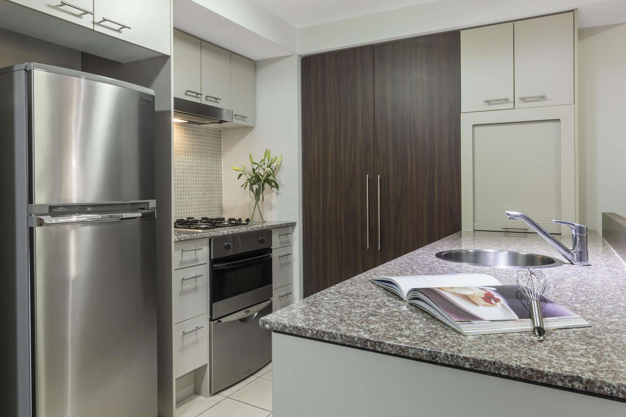 Oaks Brisbane Aurora Suites Exteriör bild