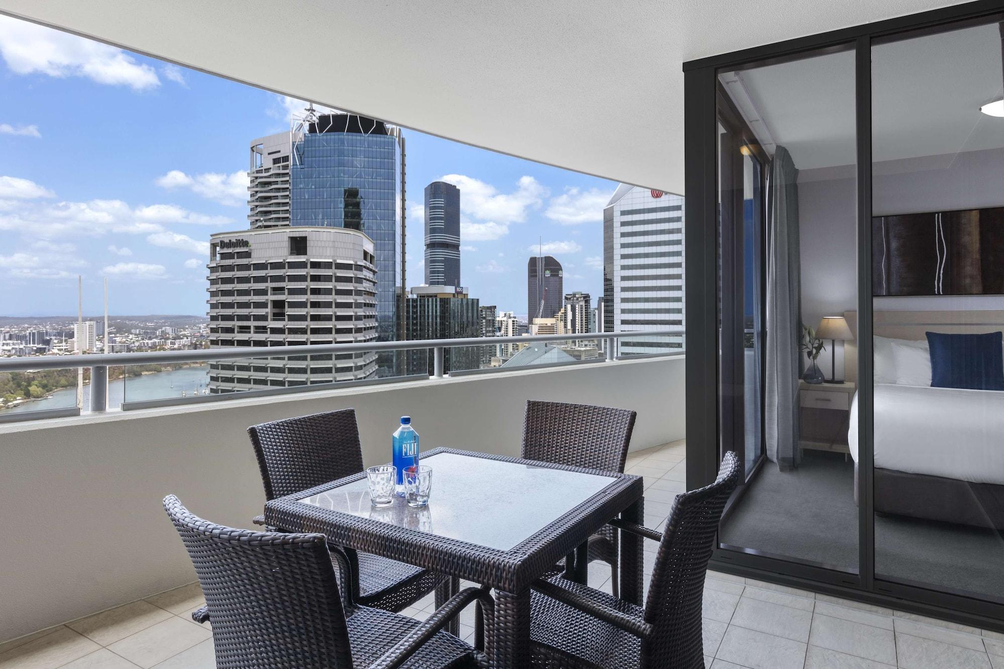 Oaks Brisbane Aurora Suites Exteriör bild