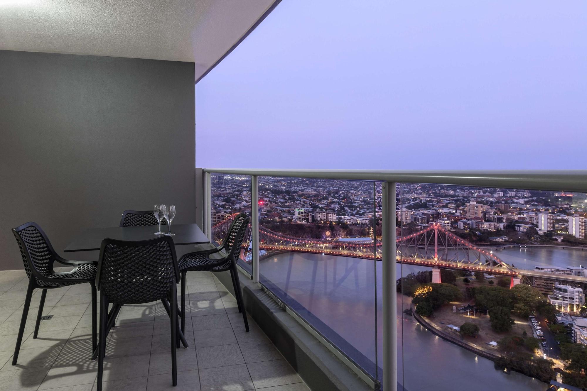 Oaks Brisbane Aurora Suites Exteriör bild