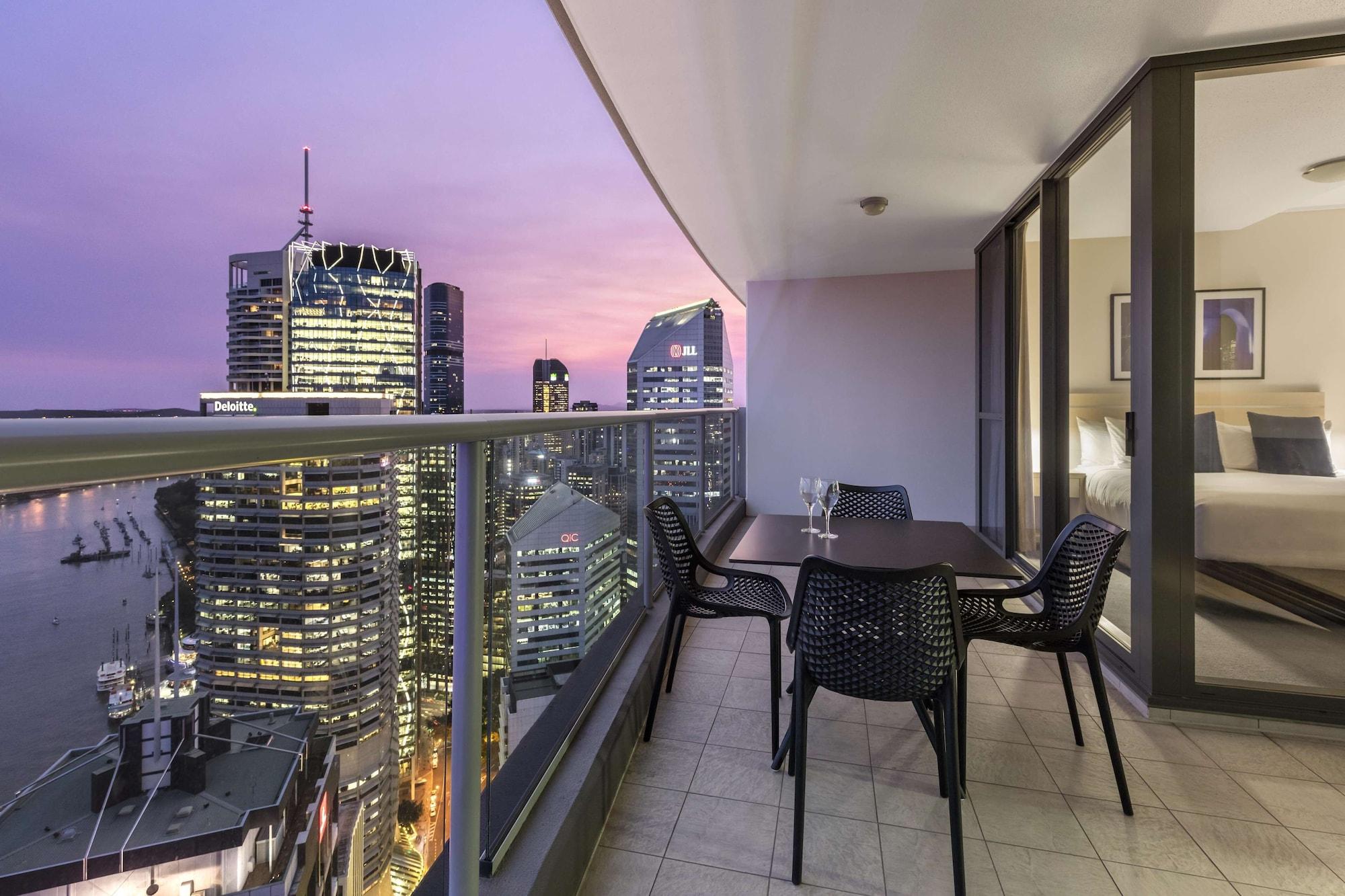Oaks Brisbane Aurora Suites Exteriör bild