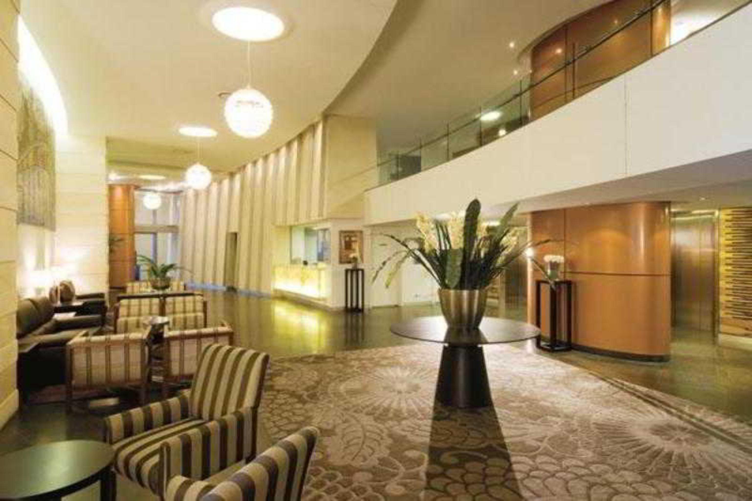 Oaks Brisbane Aurora Suites Exteriör bild