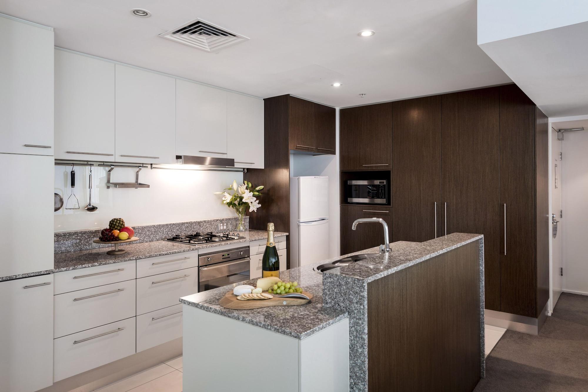 Oaks Brisbane Aurora Suites Exteriör bild