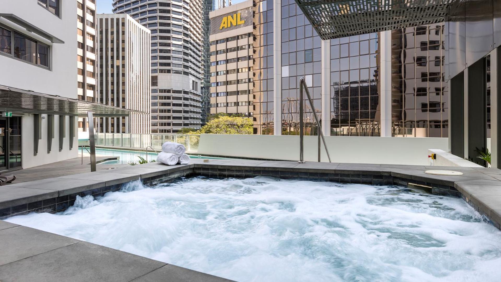 Oaks Brisbane Aurora Suites Exteriör bild